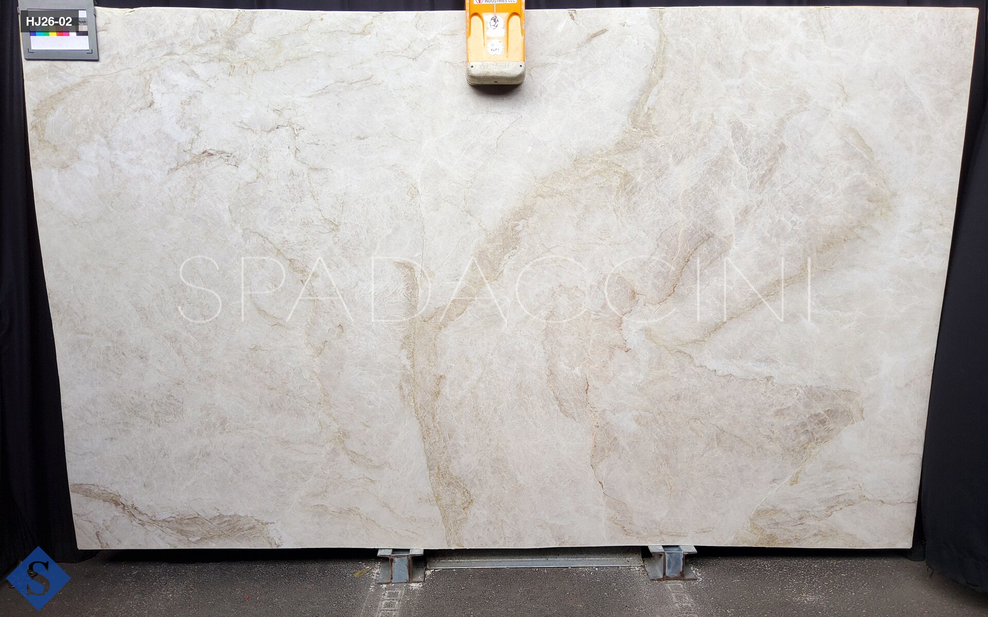 Lot HJ26 blanc satiné